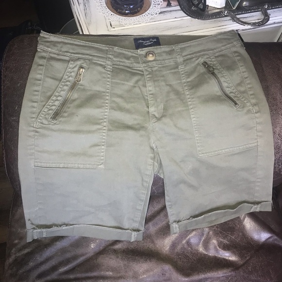 ladies shorts size 24